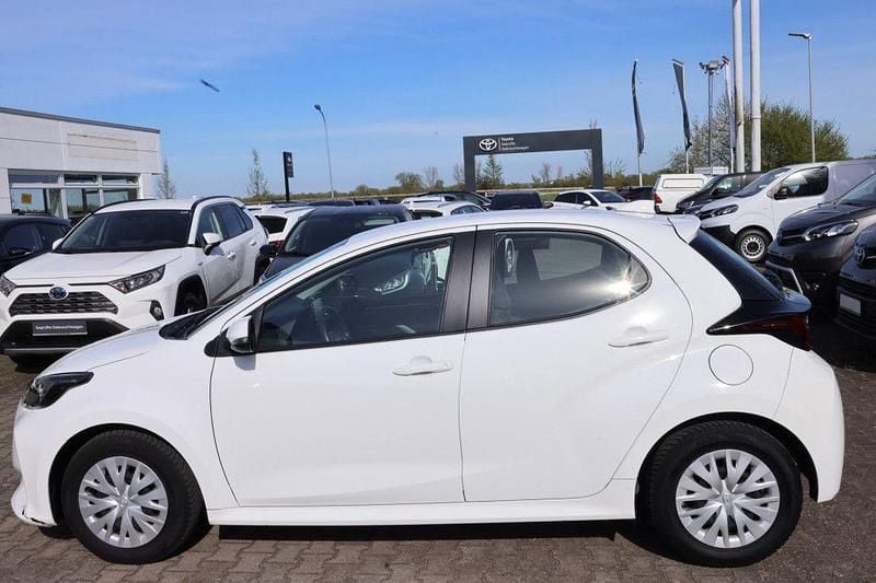 Gebraucht Toyota Yaris Comfort 72 PS (52 kW) 2022 Weiß Limousine