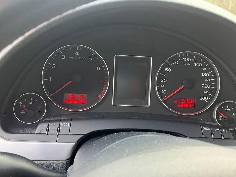 Gebraucht Audi A4 Sport 163 PS (119 kW) 2008 Schwarz Kombi