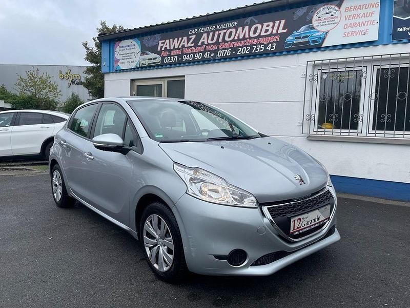 Silber Gebraucht 2014 Peugeot 208 Active Kleinwagen | 5.980 € (Fairer Preis) - Bild 1/4