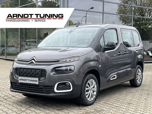 Platiniumgrau met. Gebraucht 2023 Citroën Berlingo Feel Van / Kleinbus | 27.440 € (Teuer) - Bild 1/1