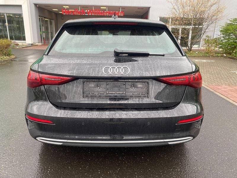 Gebraucht Audi A3 Advanced 150 PS (110 kW) 2023 Schwarz Limousine