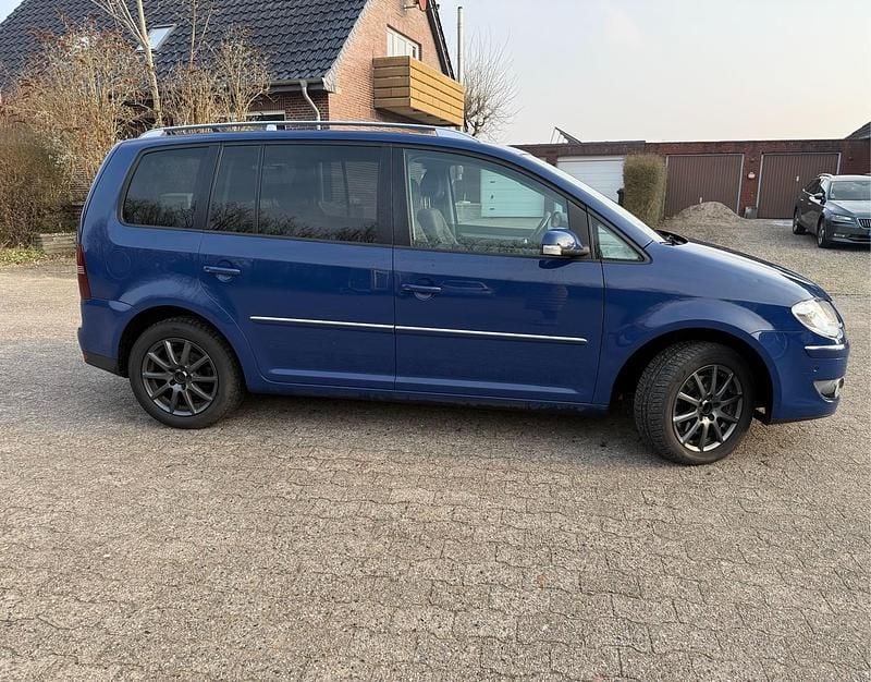 Gebraucht VW Touran 170 PS (125 kW) 2008 Blau Van / Kleinbus