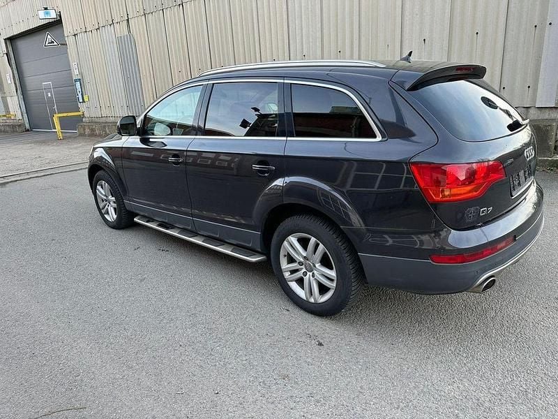 Gebraucht Audi Q7 239 PS (175 kW) 2008 Schwarz SUV