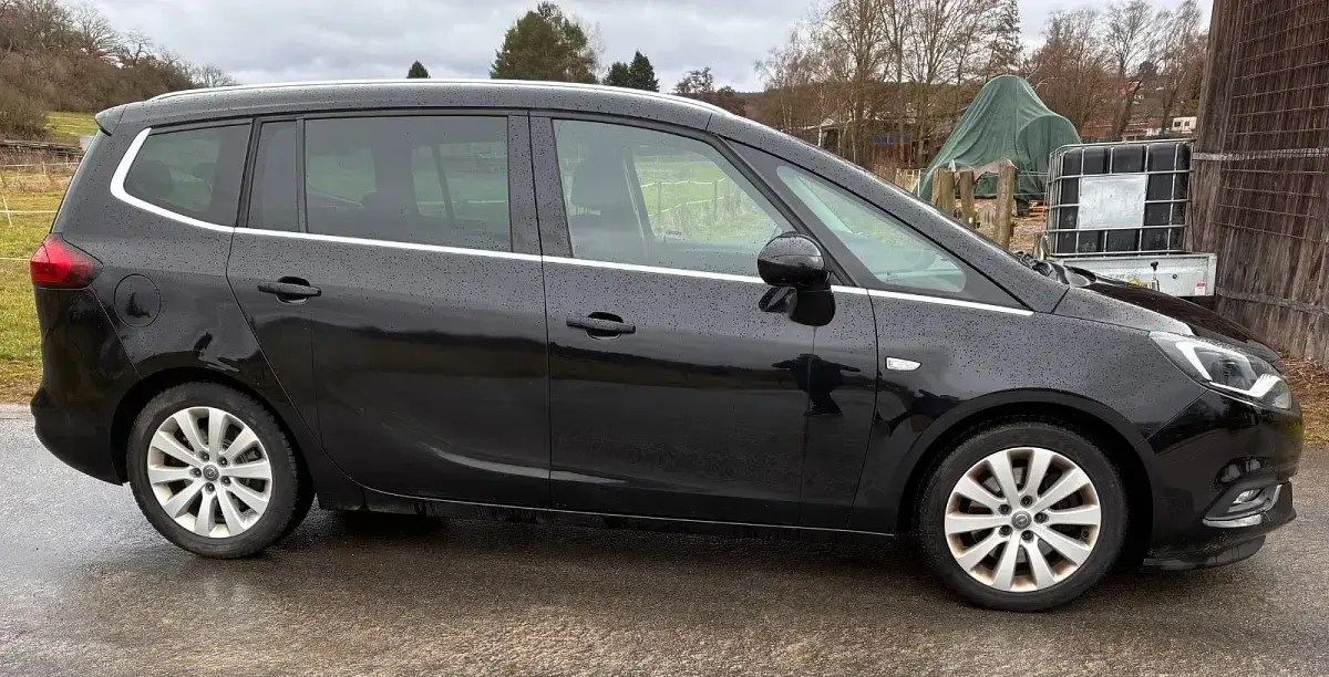 Gebraucht Opel Zafira Tourer Innovation 170 PS (125 kW) 2017 Schwarz Van / Kleinbus