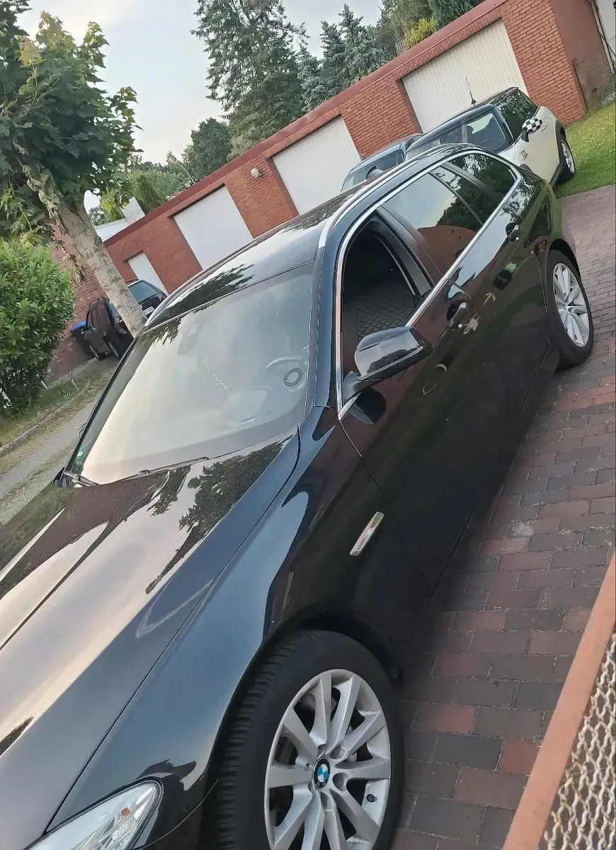 Gebraucht BMW 525 218 PS (160 kW) 2013 Schwarz Kombi