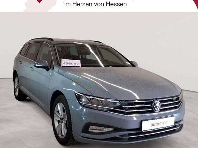 Mondsteingrau Gebraucht 2022 VW Passat Business Kombi | 16.690 € (Superpreis) - Bild 1/4
