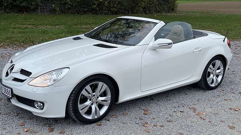 Weiß Gebraucht 2010 Mercedes SLK300 Sport Edition Cabrio | 13.500 € (Fairer Preis) - Bild 1/4