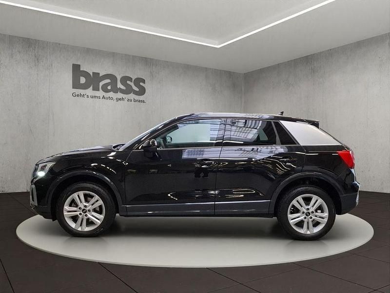 Gebraucht Audi Q2 Advanced 150 PS (110 kW) 2025 Mythosschwarz metallic SUV
