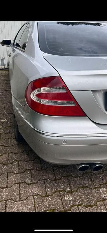 Gebraucht Mercedes CLK240 Elegance 170 PS (125 kW) 2003 Silber Coupé