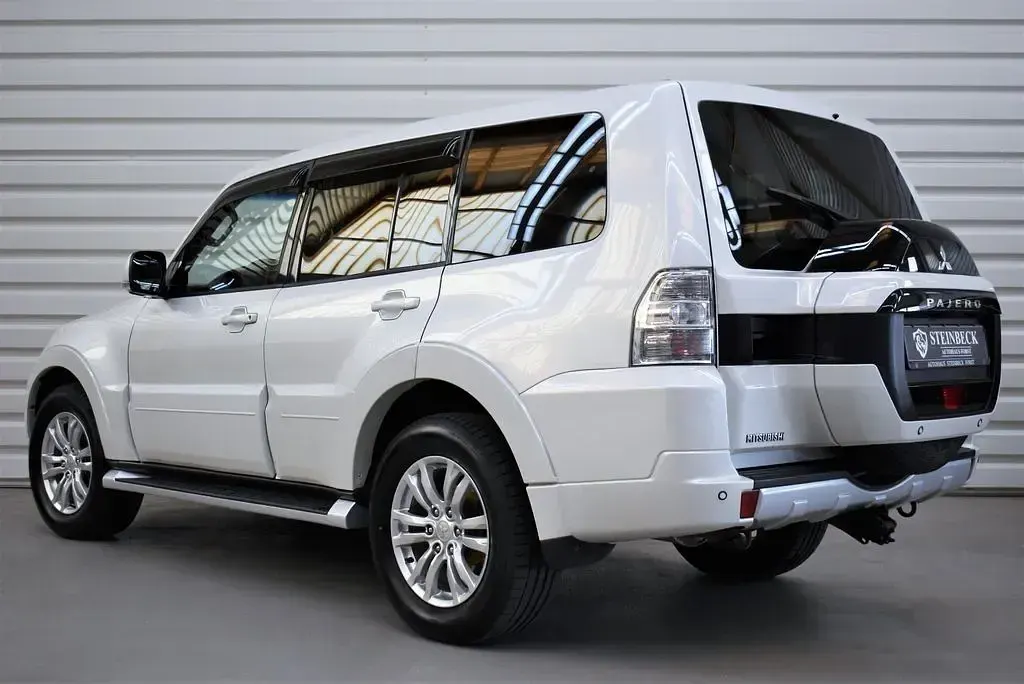 Gebraucht Mitsubishi Pajero 190 PS (139 kW) 2016 Weiß SUV