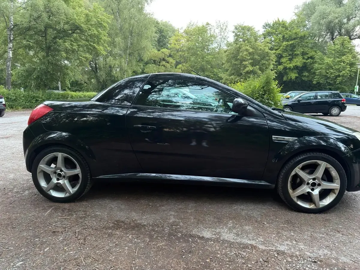 Gebraucht Opel Tigra 92 PS (67 kW) 2006 Schwarz Cabrio