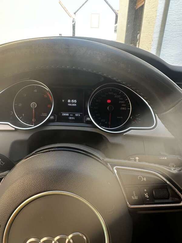 Schwarz Gebraucht 2014 Audi A5 Coupé | 9.500 € (Superpreis) - Bild 1/4