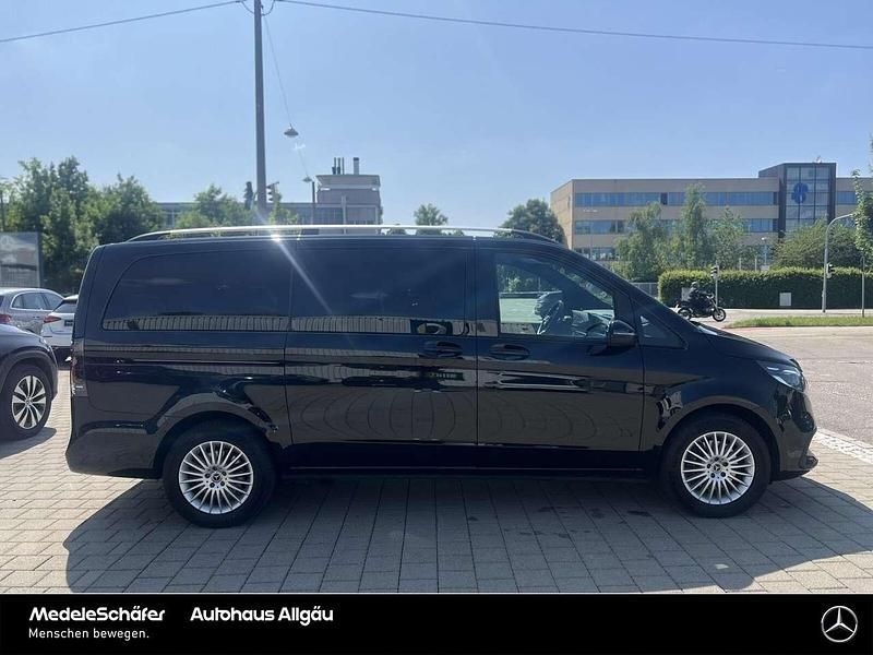 Gebraucht Mercedes V300 Style 237 PS (174 kW) 2024 Obsidianschwarz Van / Kleinbus