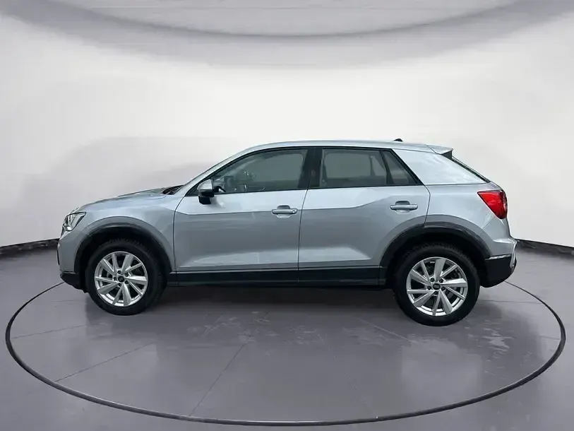 Gebraucht Audi Q2 Advanced Plus 116 PS (85 kW) 2025 Florettsilber metallic SUV