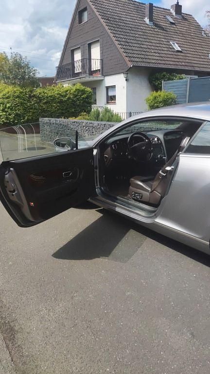 Gebraucht Bentley Continental 560 PS (411 kW) 2005 Grau Coupé