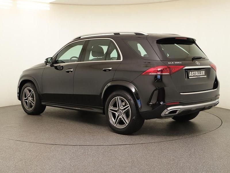 Gebraucht Mercedes GLE300 AMG line 245 PS (180 kW) 2024 Schwarz SUV