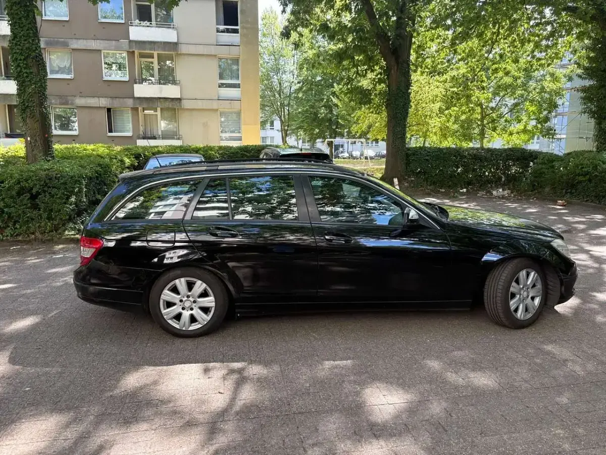 Gebraucht Mercedes C200 Edition 136 PS (100 kW) 2009 Kombi