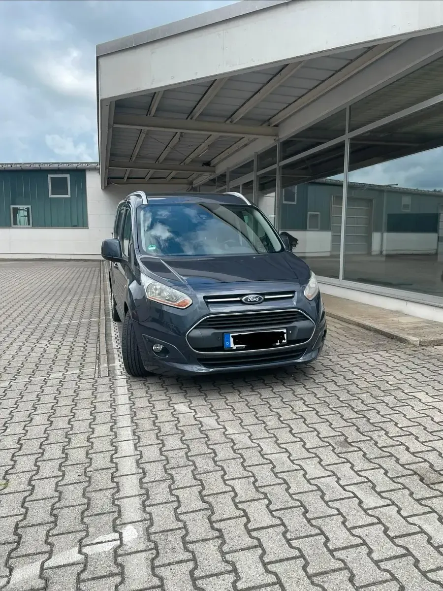 Gebraucht Ford Tourneo Connect Titanium 101 PS (74 kW) 2015 Grau Van / Kleinbus