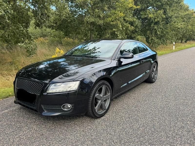 Schwarz Gebraucht 2010 Audi A5 S-Line Coupé | 5.999 € (Superpreis) - Bild 1/4