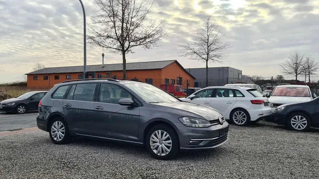 Gebraucht VW Golf VII Comfortline 150 PS (110 kW) 2017 Grau Kombi