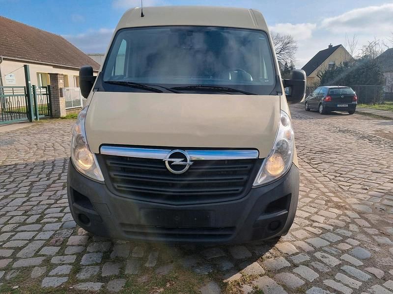 Gebraucht Opel Movano 147 PS (108 kW) 2018 Gelb Van / Kleinbus