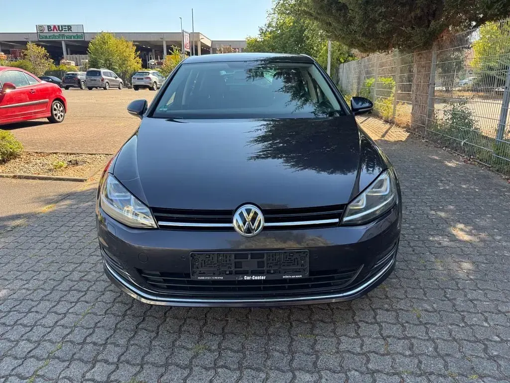 Gebraucht VW Golf VII LOUNGE 125 PS (91 kW) 2015 Grau Limousine