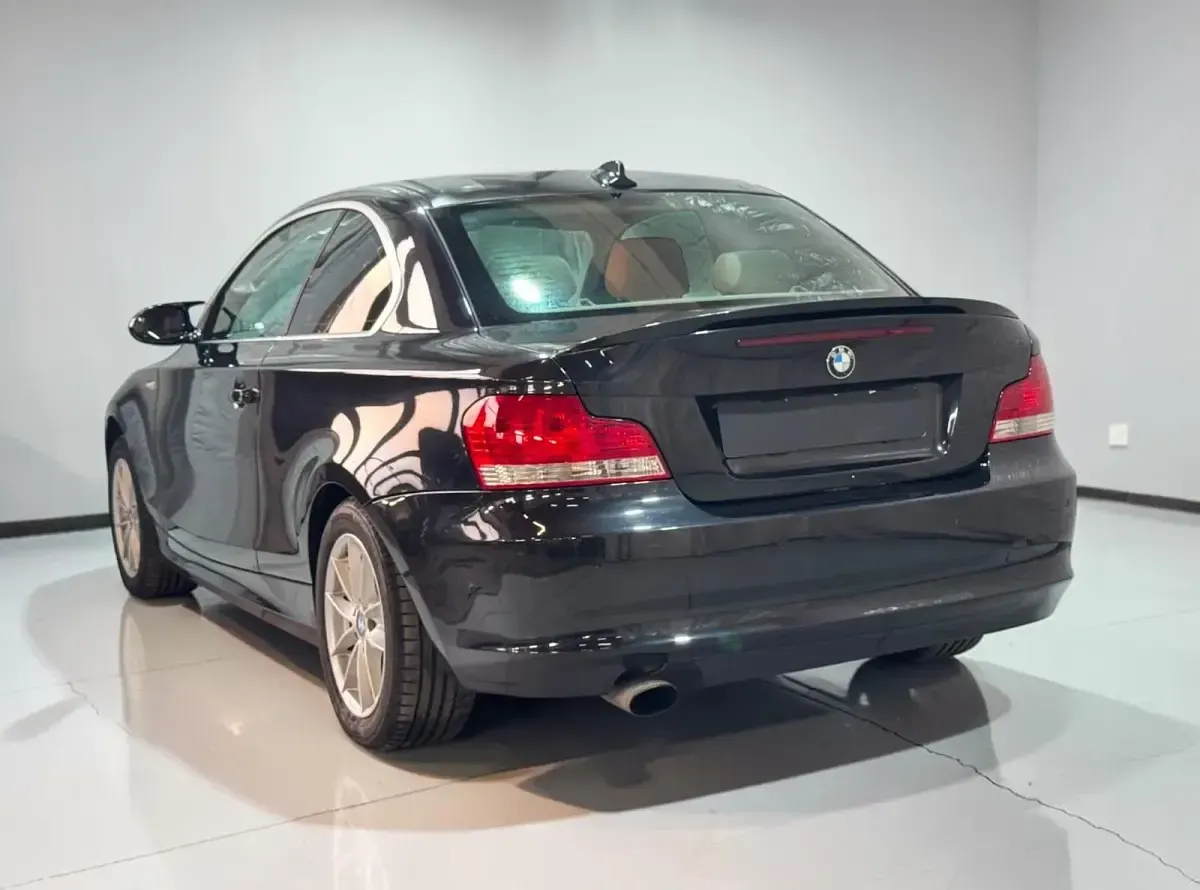 Gebraucht BMW 120 Coupé 177 PS (130 kW) 2008 Schwarz Coupé