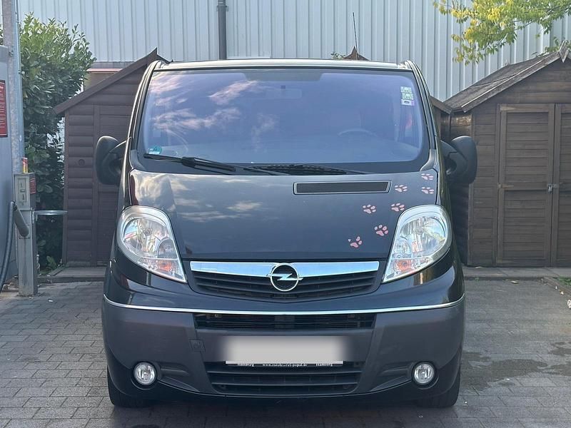 Schwarz Gebraucht 2009 Opel Vivaro Van | 6.000 € (Guter Preis) - Bild 1/1