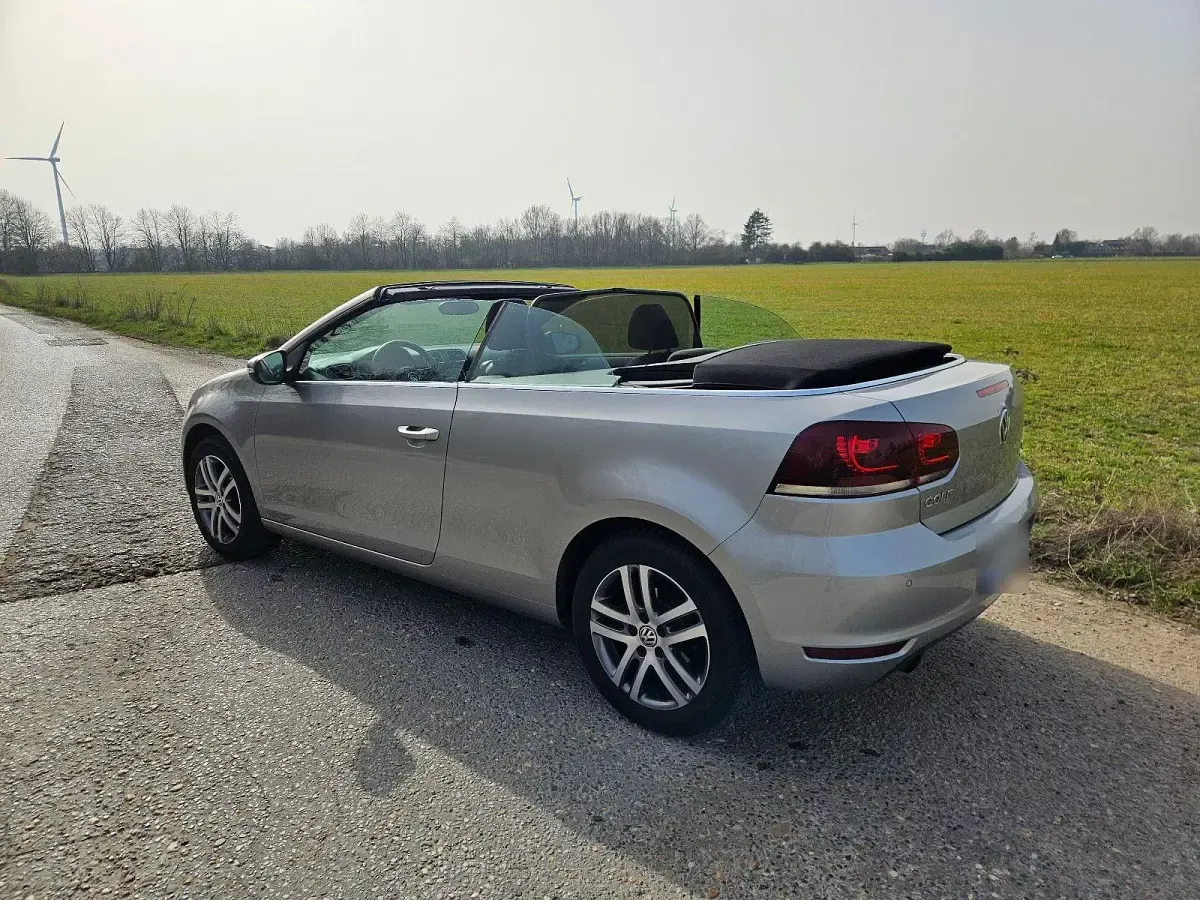 Gebraucht VW Golf 105 PS (77 kW) 2011 Grau Cabrio