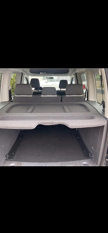 Gebraucht VW Caddy 75 PS (55 kW) 2012 Grau Van / Kleinbus