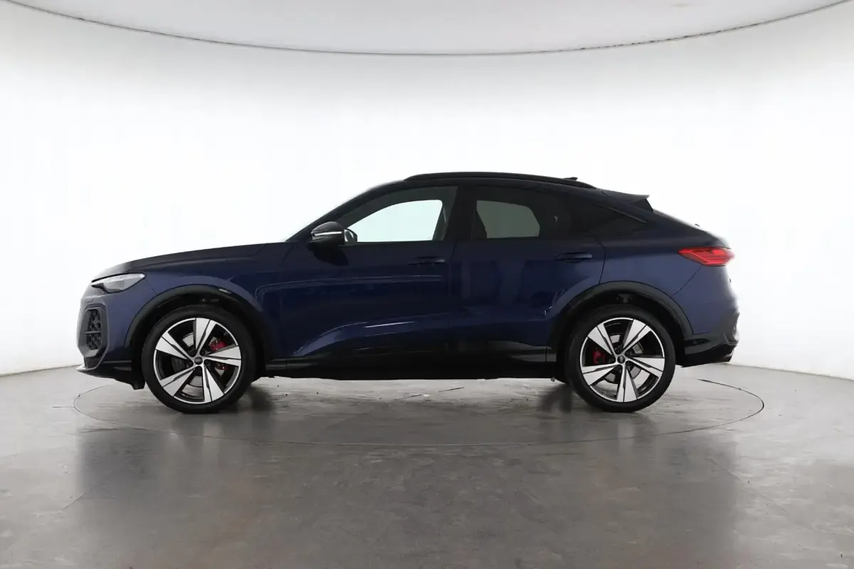 Gebraucht Audi SQ5 Sportback Edition .1 367 PS (269 kW) 2025 Blau SUV