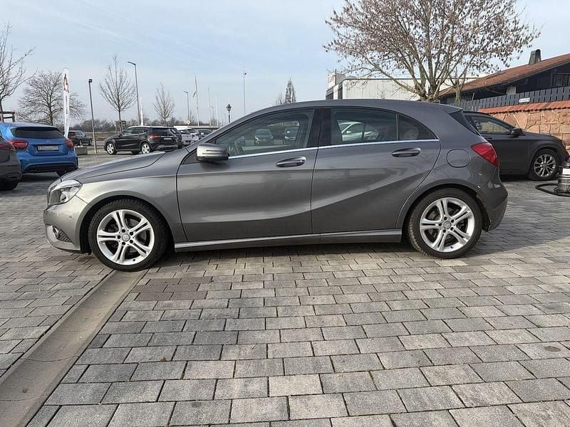Gebraucht Mercedes A220 170 PS (125 kW) 2013 Grau Limousine