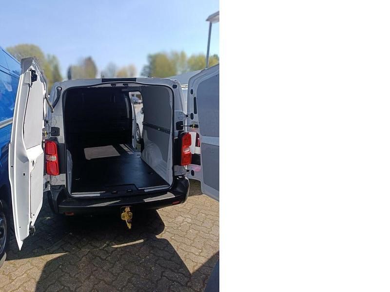 Gebraucht Fiat Scudo 145 PS (106 kW) 2022 Weiss Van