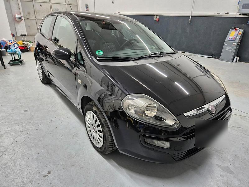 Gebraucht Fiat Punto 2011 Schwarz Kleinwagen