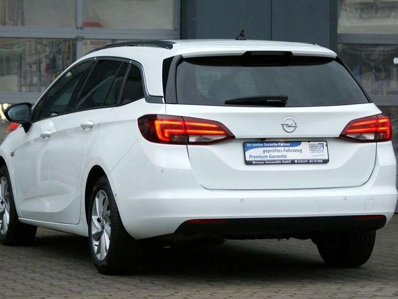 Gebraucht Opel Astra Elegance 122 PS (89 kW) 2021 Schneeweiß Kombi