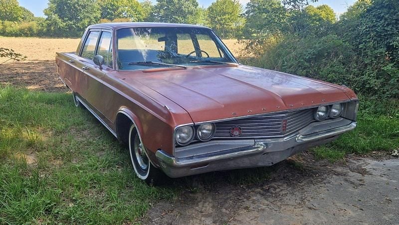 Gebraucht Chrysler Newport 330 PS (242 kW) 1968 Rot Limousine