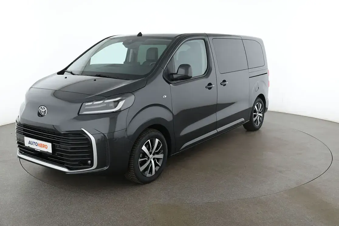 Gebraucht Toyota Proace Verso Lounge 177 PS (130 kW) 2025 Kombi
