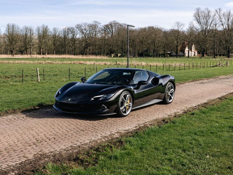 Schwarz Gebraucht 2023 Ferrari 296 | 289.190 € (Superpreis) - Bild 1/4