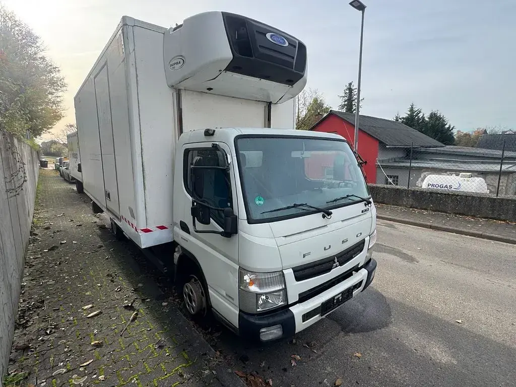 Gebraucht Mitsubishi Canter 175 PS (128 kW) 2015 Weiß