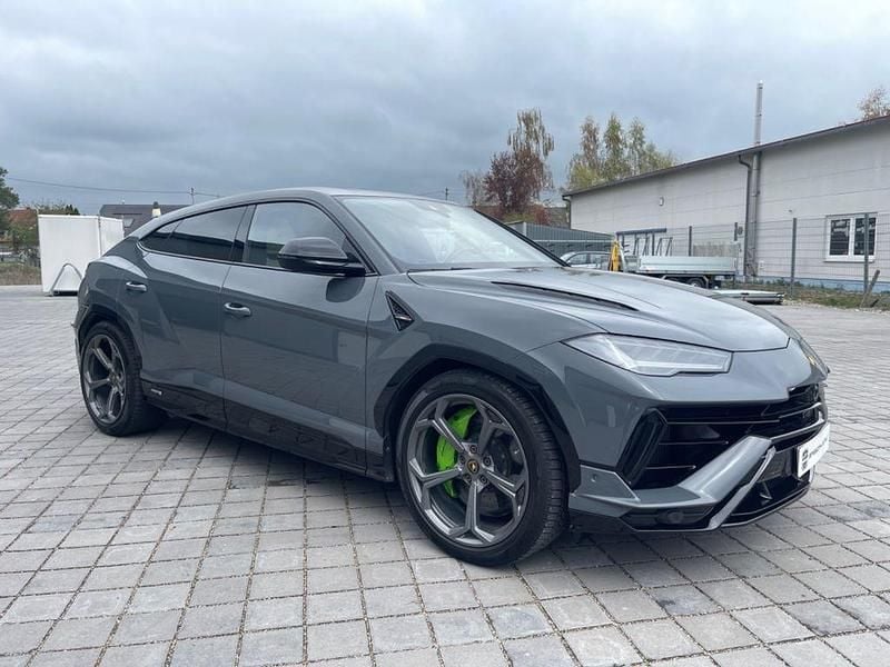 Second-hand Lamborghini Urus 666 CP (489 kW) 2023 SUV