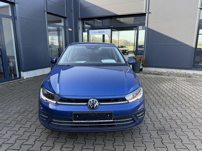 Gebraucht VW Polo Style 95 PS (69 kW) 2022 Reef blue metallic Kleinwagen