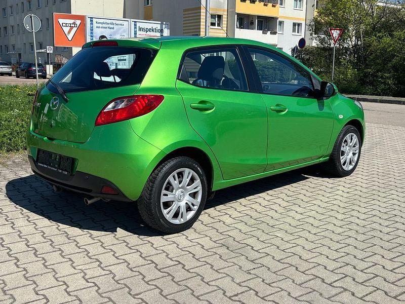 Second-hand Mazda 2 Active 75 CP (55 kW) 2012 Verde Hatchback