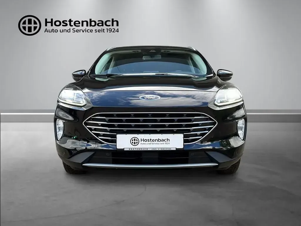 Second-hand Ford Kuga Titanium 190 CP (139 kW) 2021 Negru SUV