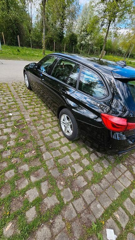 Gebraucht BMW 318 Sport Line 150 PS (110 kW) 2016 Schwarz Kombi