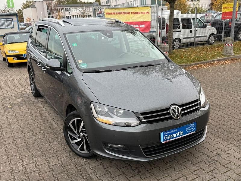 Grau Gebraucht 2019 VW Sharan Join Van / Kleinbus | 14.850 € (Superpreis) - Bild 1/4