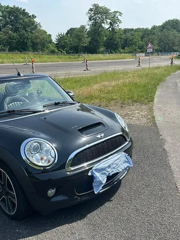 Gebraucht Mini Cooper S Cabriolet 184 PS (135 kW) 2010 Schwarz Cabrio