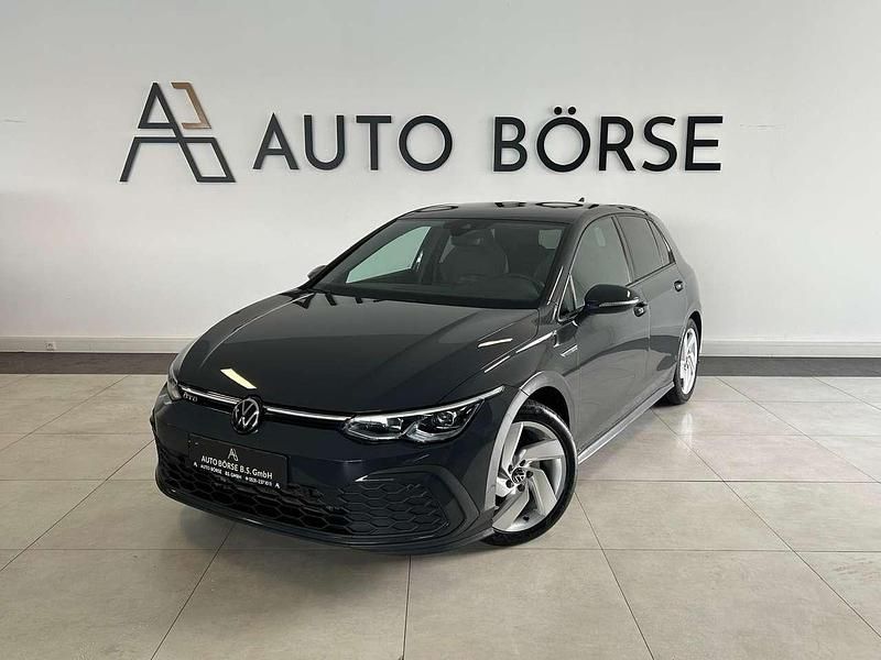 Grau Gebraucht 2022 VW Golf VIII GTD Limousine | 23.490 € (Guter Preis) - Bild 1/3