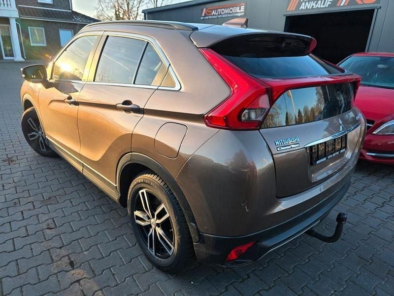 Gebraucht Mitsubishi Eclipse Diamant Edition 163 PS (119 kW) 2019 Braun Van / Kleinbus