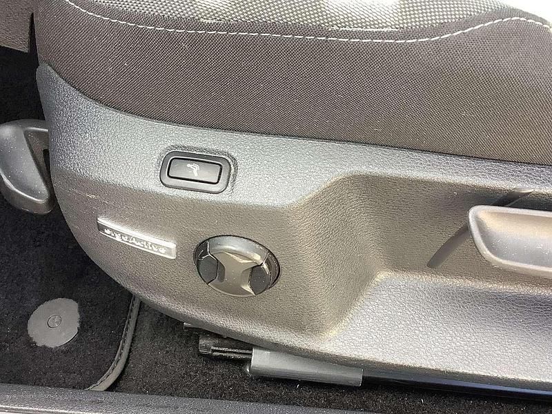 Gebraucht VW Golf VII Highline 131 PS (96 kW) 2019 Kombi