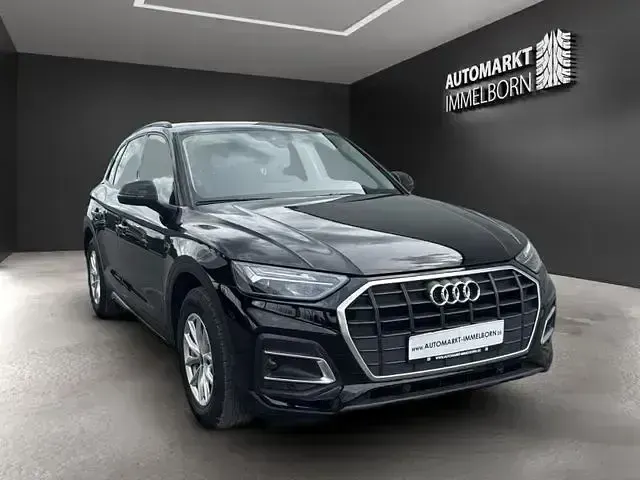 Gebraucht Audi Q5 Sport 235 PS (172 kW) 2022 Schwarz SUV